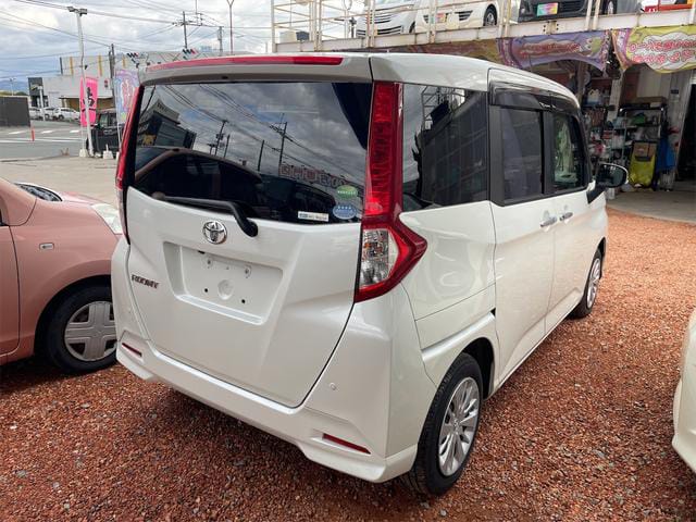 Toyota Roomy 2017